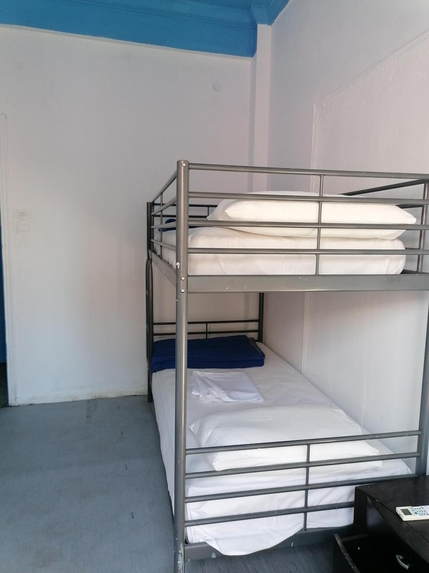 Thissio Room In The Apartmen Share Atene Esterno foto