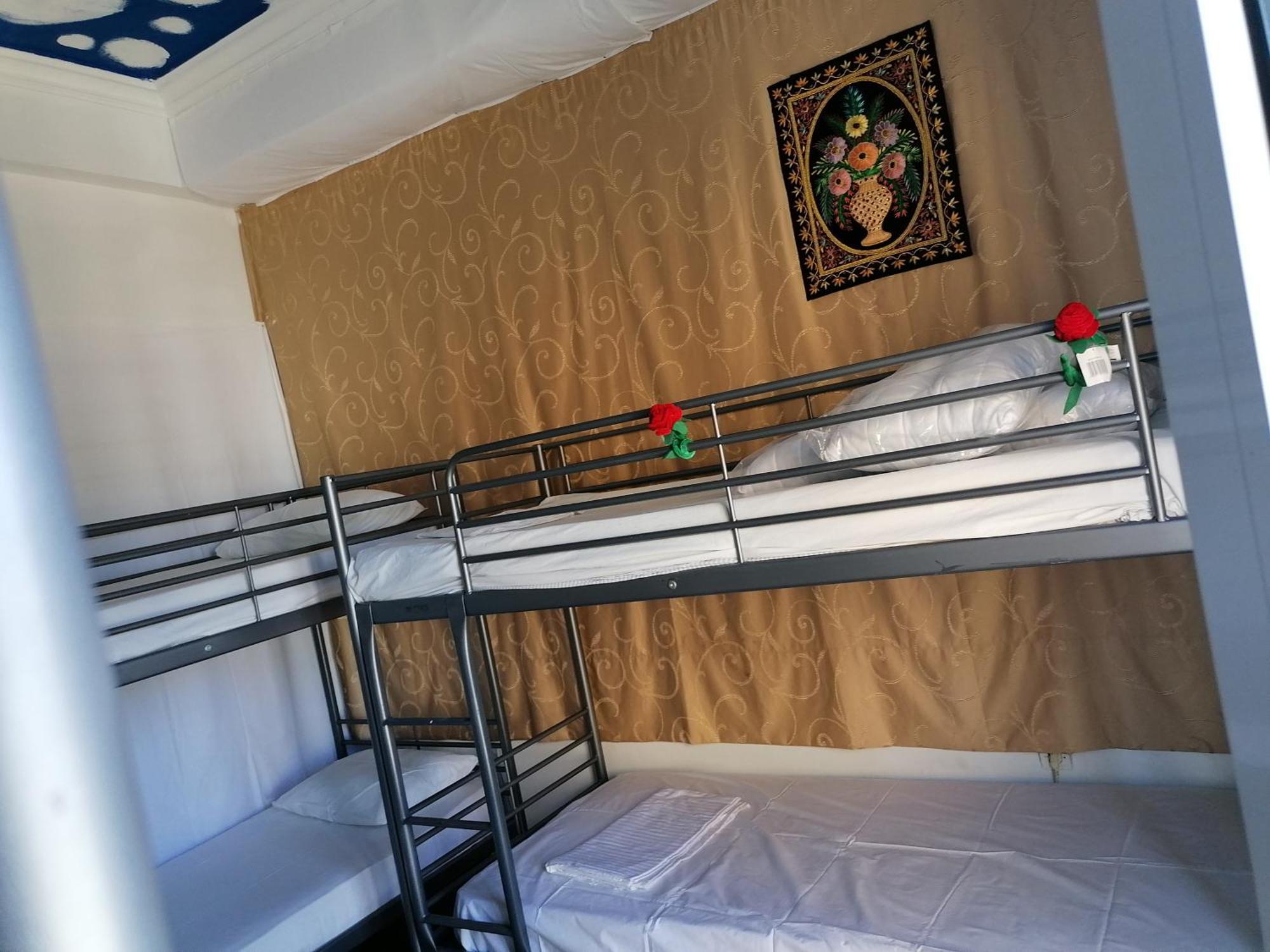 Thissio Room In The Apartmen Share Atene Esterno foto